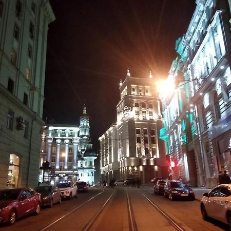 1654 Двухкомнатная Центр 哈尔科夫 外观 照片